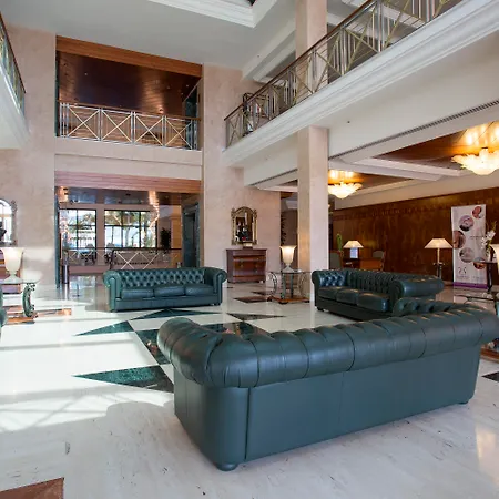 海普坎普宫时尚酒店 5*