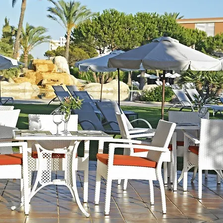 海普坎普宫时尚酒店 5* 卡拉米洛